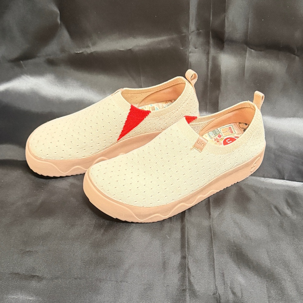 UIN Women's Shoes - Platform Toledo 9 style - birch color - size 7.5 - New!